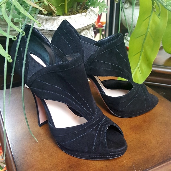 Prada 👀Suede Shoes - Picture 3 of 7